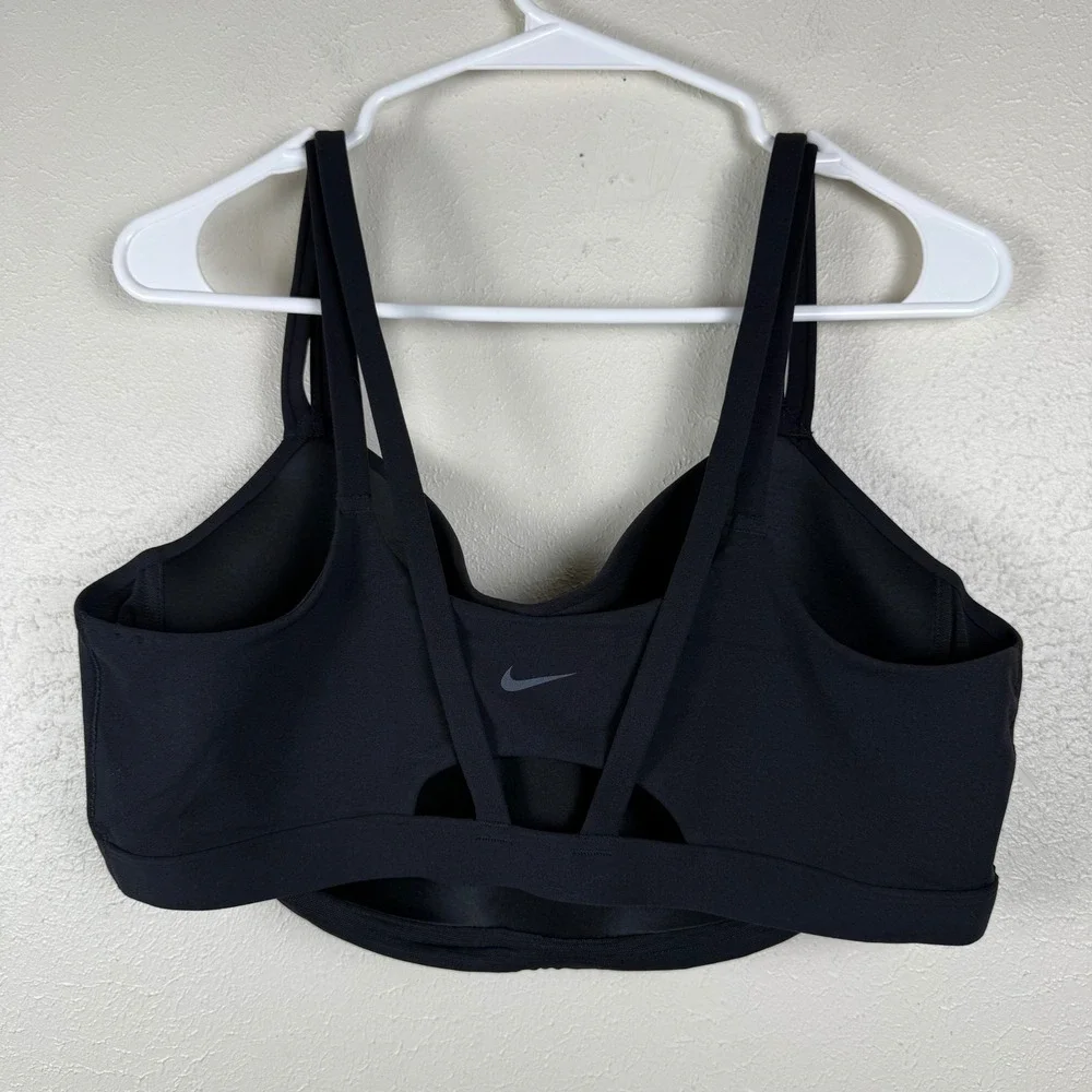 Nike Zenvy Dri-FIT Light Support V-Neck Sports Bra Black Womens 1X‎
